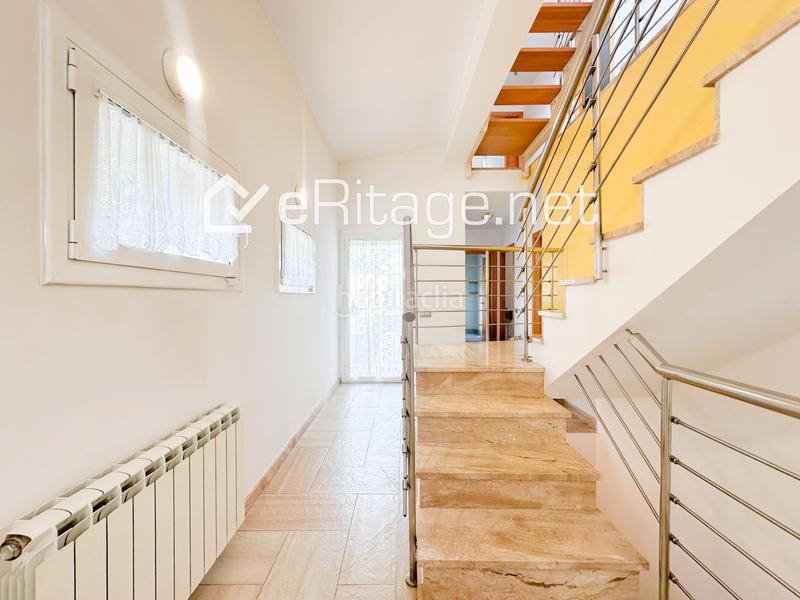 Foto b11886ee-e775-4afb-9696-9cd9a7f5955a. Chalet con piscina in Martinica - Ateneu Cerdanyola del Vallès