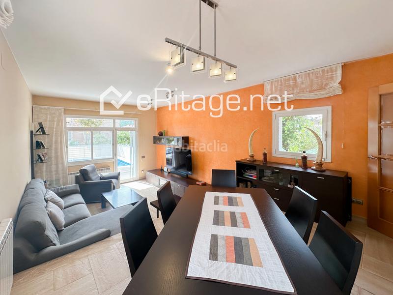 Foto ba2b06b0-c3c9-45b4-b929-429d5eb29786. Chalet con piscina in Martinica - Ateneu Cerdanyola del Vallès