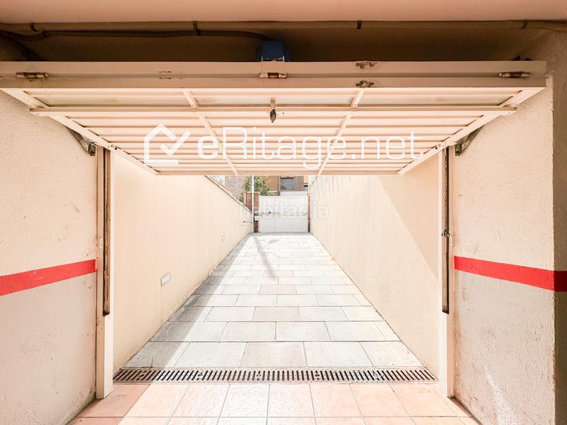 Foto d192e73b-e540-4155-8c76-9f833d198553. Chalet con piscina in Martinica - Ateneu Cerdanyola del Vallès