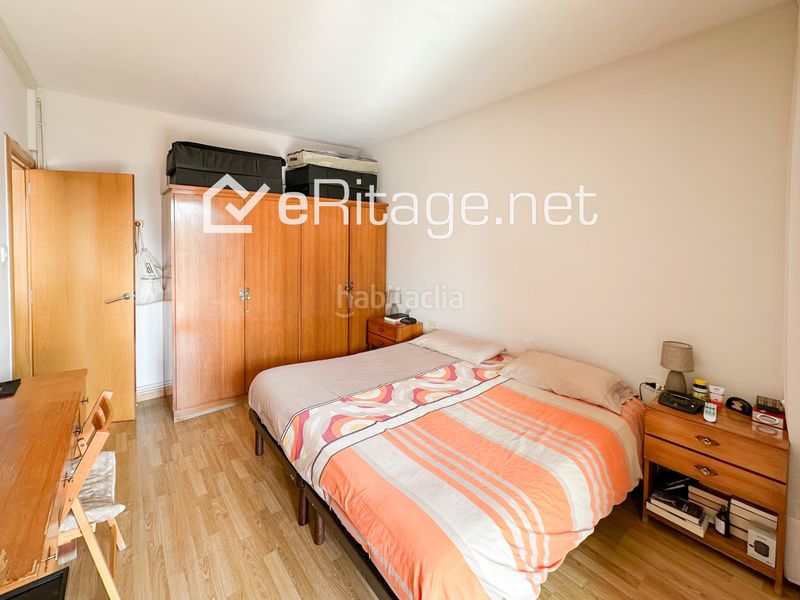 Foto 18566882-f0fe-4402-9986-b9620aef53c3. Pis a Sant Antoni Barcelona