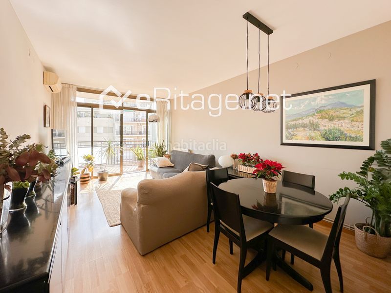 Foto 39e0f443-0dbc-4df9-8d38-b41fbc095abe. Pis a Sant Antoni Barcelona