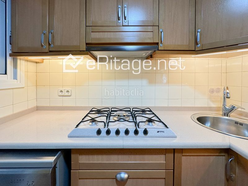 Foto 6c389a62-0418-4e1f-acfc-3a617e3641ef. Pis a Sant Antoni Barcelona