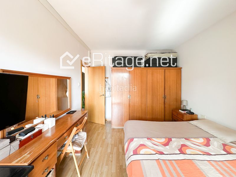 Foto a5c60a92-0334-4f40-ad55-d6897e3f3a9f. Pis a Sant Antoni Barcelona