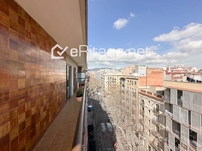 Foto aa6b75ef-d31f-42ba-8d25-415d183cd483. Pis a Sant Antoni Barcelona