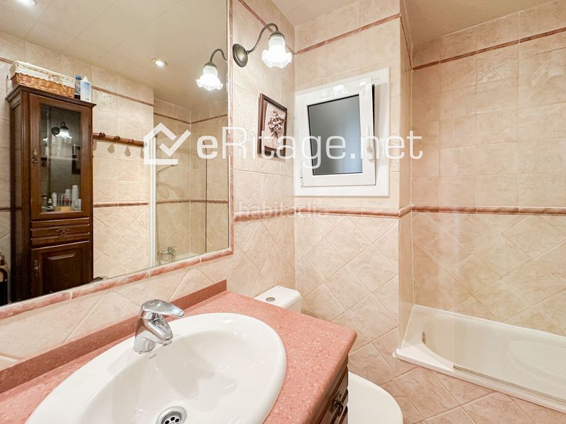 Foto c4a60e52-bd16-4bda-8b94-0d32da8269e6. Pis a Sant Antoni Barcelona