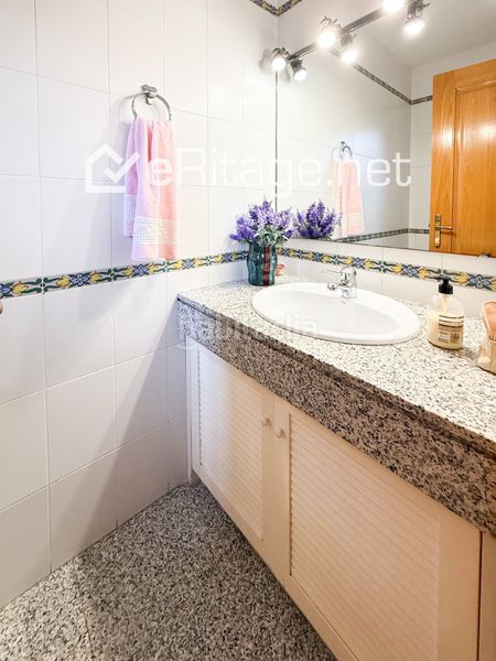 Foto ddf6a517-64cd-4a5c-8784-9fbf74cc6ac3. Xalet amb xemeneia aparcament piscina a Altafulla