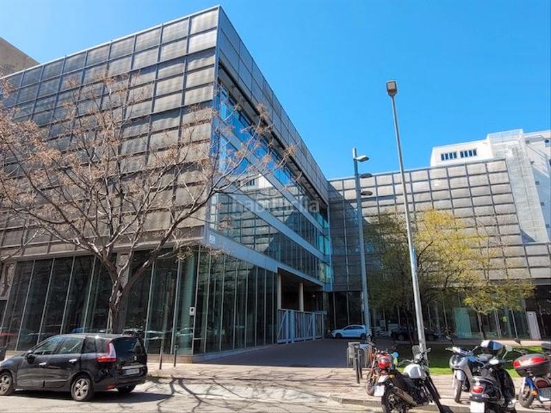 Foto ca3f1bec-74e2-43a5-a86b-3876ba379bb3. Location bureau dans carrer de la sèquia madriguera 16 dans Barcelona