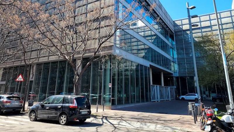 Foto f22aa73a-59eb-4475-b426-a8ce3b3ce311. Location bureau dans carrer de la sèquia madriguera 16 dans Barcelona