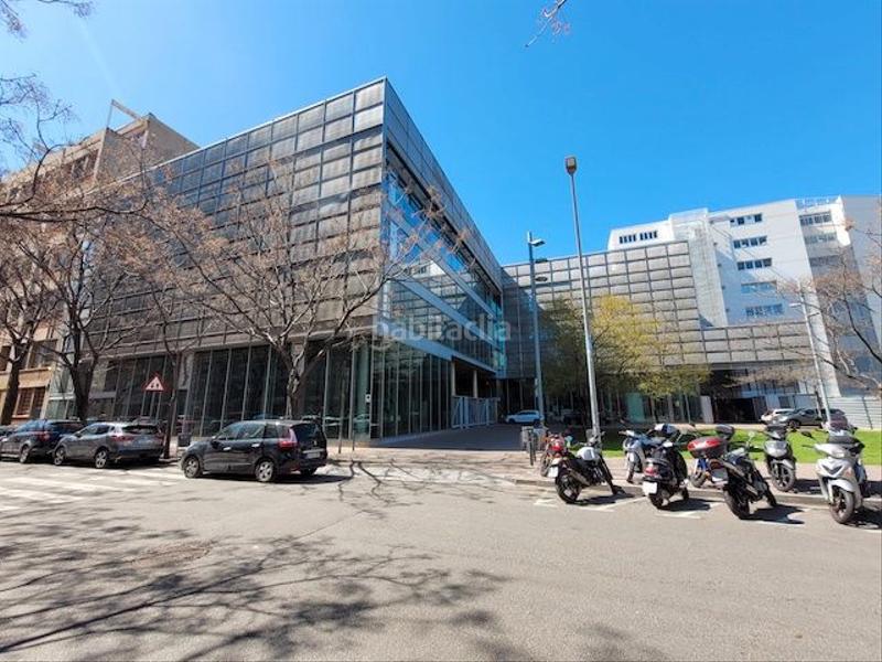 Foto 2af48d78-6c1b-454d-9b41-a239219c6940. Rent office space in carrer de la sèquia madriguera 16 in Barcelona