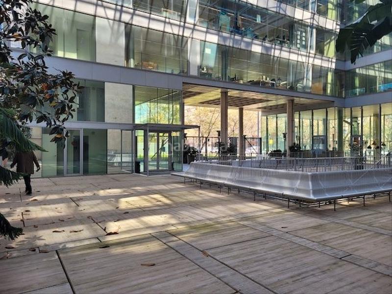 Foto 2d5bff83-0d0e-46be-a170-bbe6dc777938. Rent office space in carrer de la sèquia madriguera 16 in Barcelona