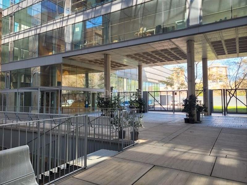 Foto fc7c4894-c948-4900-8b4a-c117a2b4ba1f. Rent office space in carrer de la sèquia madriguera 16 in Barcelona