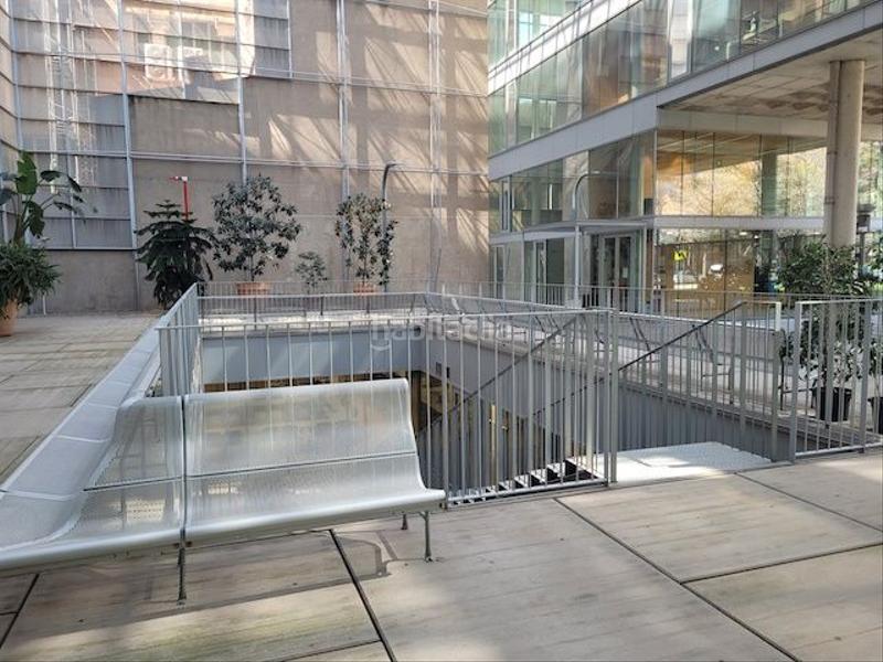 Foto fc8593c4-3623-45d5-bd04-9900ec0aeaeb. Rent office space in carrer de la sèquia madriguera 16 in Barcelona