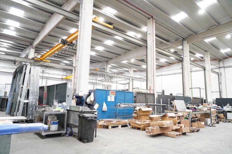 Foto 499f3e98-5f36-4291-aa0e-033a3c8dd1a7. Rent industrial building in carrer de miquel servet 33 in Gavà
