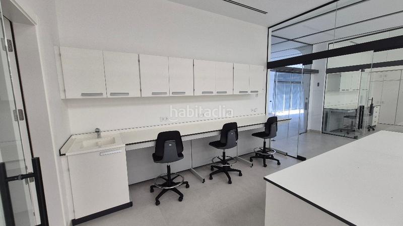 Foto fce63d77-f0d1-44b5-ba17-c5e972cbbd9f. Édifice dans ronda president irla 33 dans Eixample Mataró