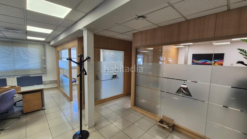 Foto bb358e82-4025-414f-a66f-e389c3475372. Rent industrial building in carrer de saturn 34 in Terrassa