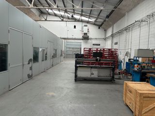 Alquiler Nave industrial en Cam� de la caseta 5. Nave industrial en alquiler en lli�� de vall