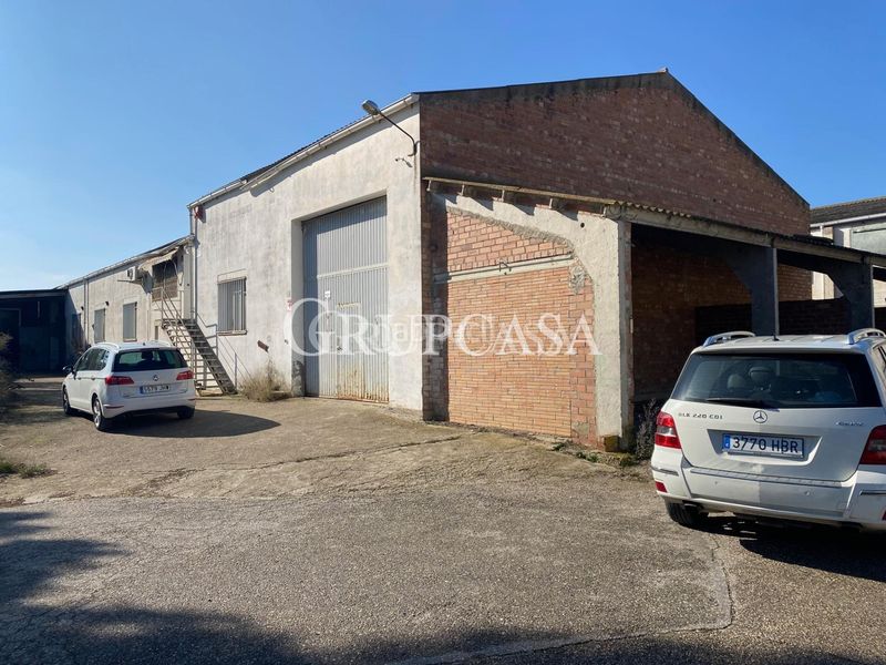 Foto eda4bc3f-c75e-492b-a4e0-7da05dc23316. Nave industrial en Torrebesses