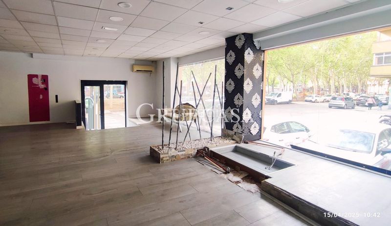 Foto 143e8a4d-a82f-47c1-b309-4bd24ec49a21. Local comercial a Cappont Lleida