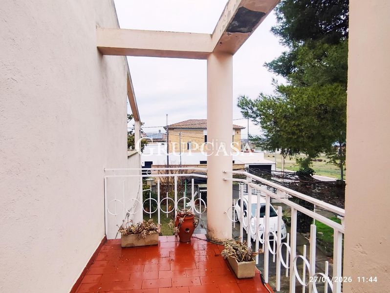 Foto d28c6898-92f2-48c7-9356-61c7c3c39cc4. Xalet amb aparcament a Alpicat