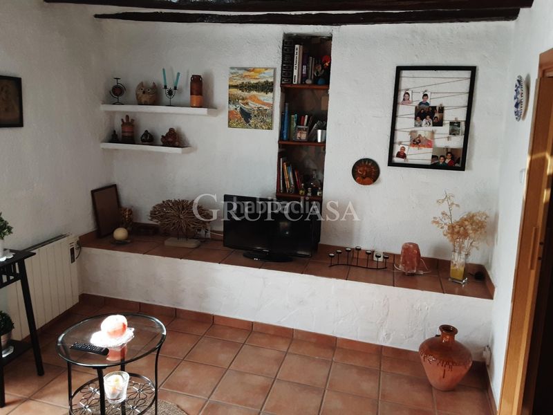 Foto e851eead-7d77-40b9-91fc-1b69916c3936. Masia a Castelldans