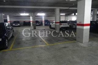 Affitto Posto auto in Cappont. Plaza de parquing en avinguda estudi general