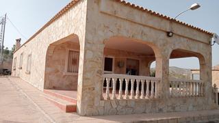 Chalet in Crevillente. Magnífica casa de campo a la venta en crevillente