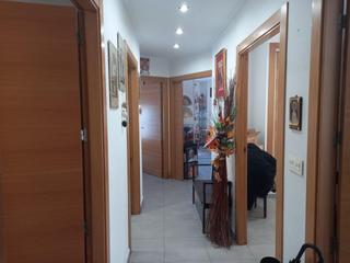 Pis a Centro. Amplia y luminosa vivienda en primera planta en aspe!