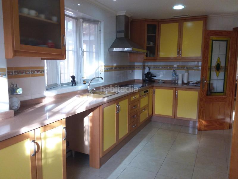 Foto 2827d580-bbc7-41bf-95a3-34d746ef81dc. Casa a schiera con parcheggio in Jubalcoi Elche / Elx