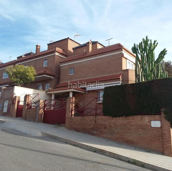 Foto 548c44c0-d0cc-4904-ab47-423dd90ba3ae. Casa a schiera con parcheggio in Jubalcoi Elche / Elx