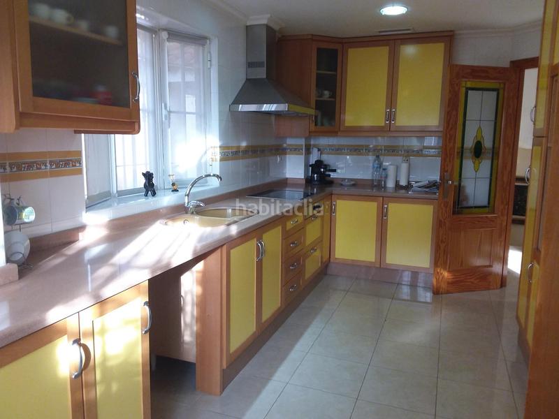 Foto c61f65cc-c0d4-44b6-b541-582920e1c6c2. Casa a schiera con parcheggio in Jubalcoi Elche / Elx