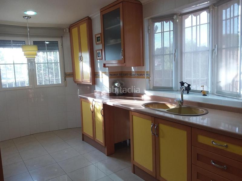 Foto cfa52647-d0de-499a-ad8a-a2e0934d9bb0. Casa a schiera con parcheggio in Jubalcoi Elche / Elx