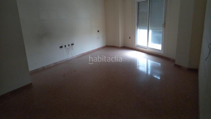 Foto fd1926f6-7d60-4ebb-8861-69254551fcba. Pis amb aparcament a Reina Victoria - Miguel Hernández Elche / Elx