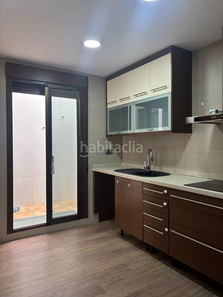 Foto 997469df-7ce0-4a40-bf9e-b15d8fdd5b1c. Casa a Catral