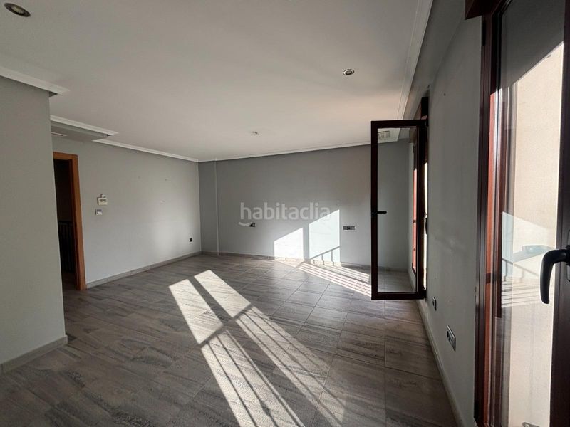 Foto bc461c0d-a897-4b88-91db-9290b64b0484. Casa a Catral