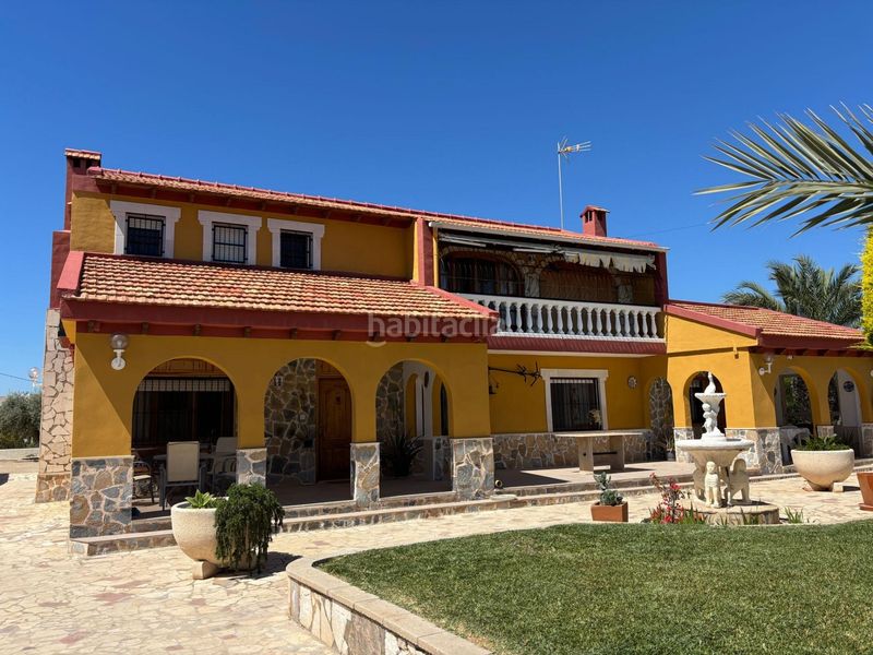 Foto 35e21125-efcc-4762-aa47-01ab0101801e. Xalet amb piscina a Torrellano Elche / Elx