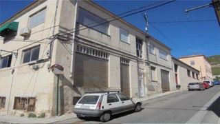 Bâtiment à usage industriel à Batoi. Nave en venta en alcoi