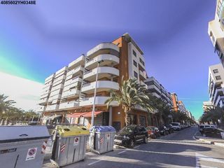 Autoparkplatz en Nou Altabix. Plaza de garaje en venta en calle mari cruz alvarez elche inmedi