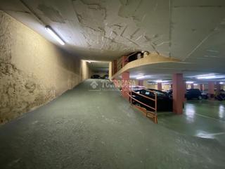 Aparcament cotxe a Vilapicina - Torre Llobeta. Boxplaza de garaje en venta en barcelona