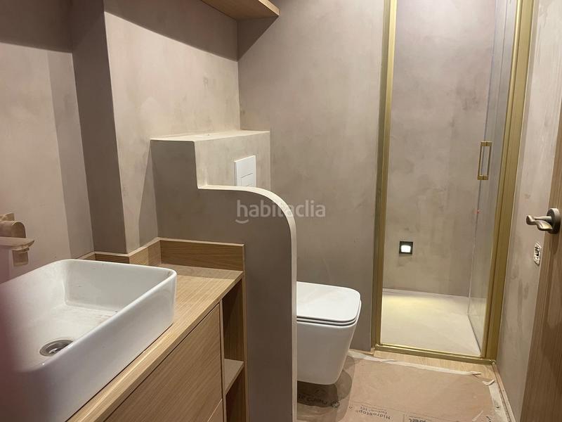 Foto a809b1bd-5c4f-48fb-b66f-bf9736ee7dbb. Piso bienvenidos a avda.riera de cassoles , una oportunidad excepcional para adquirir un piso de reforma integral en el prestigioso ba en Barcelona