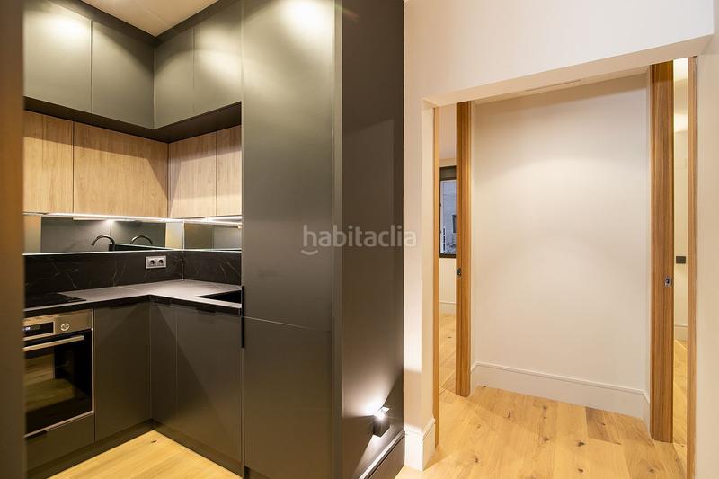 Foto ce8592e4-5e9e-4d77-8de8-732eafa2ad5f. Piso bienvenidos a avda.riera de cassoles , una oportunidad excepcional para adquirir un piso de reforma integral en el prestigioso ba en Barcelona