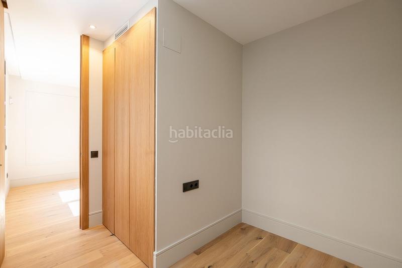 Foto fce6ada5-8fe0-4c7f-9ed6-7592a91235cb. Piso bienvenidos a avda.riera de cassoles , una oportunidad excepcional para adquirir un piso de reforma integral en el prestigioso ba en Barcelona