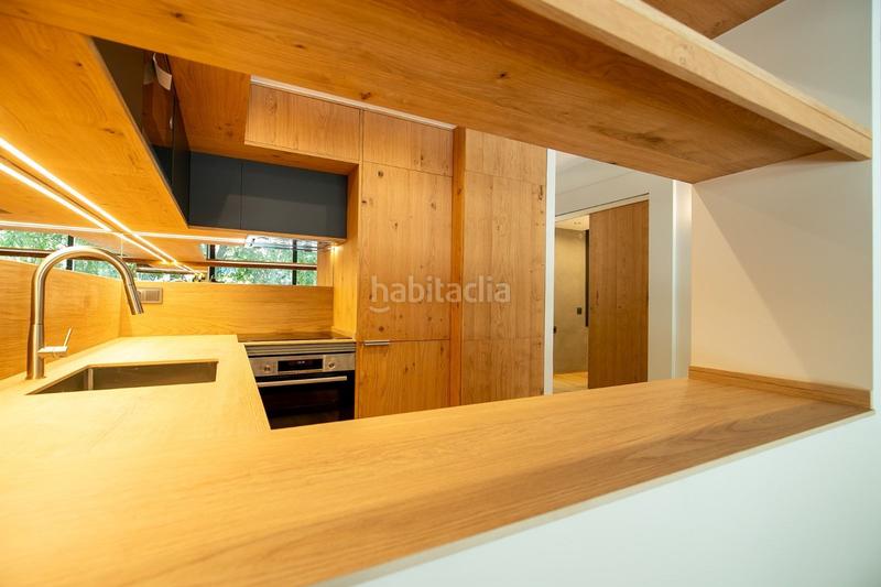 Foto 4174225d-bf3e-400d-95a3-1c2fbdf109eb. Piso  a reformar en la calle parís, .. en La Nova Esquerra de l´Eixample Barcelona