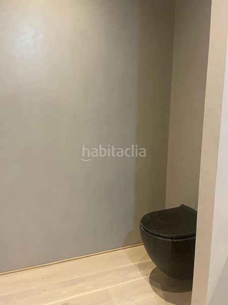 Foto 469fc5d9-92b2-43af-b5bb-2a8962cdf342. Büro mit heizung in Sagrada Família Barcelona
