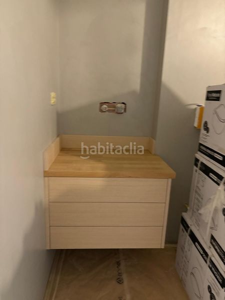 Foto dff54108-a83f-4ea6-b1d8-e7dc29f3da6f. Büro mit heizung in Sagrada Família Barcelona