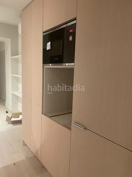 Foto 3e7b6f7b-758a-46db-8a51-cc9bcc4b1594. Ufficio con riscaldamento in Sagrada Família Barcelona