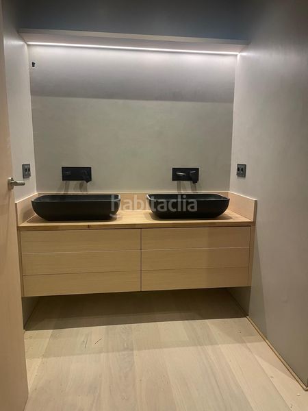 Foto c7198ea3-6c70-403b-98fc-a05fa418e680. Ufficio con riscaldamento in Sagrada Família Barcelona