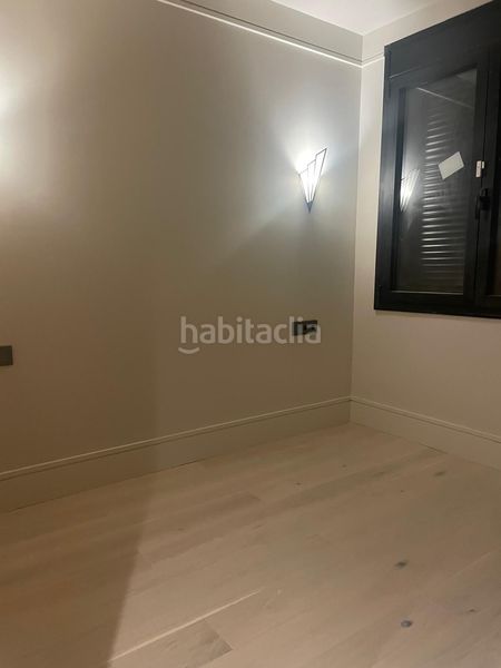 Foto d9410f29-4ac6-41b5-b8be-18b09fb4a0ec. Ufficio con riscaldamento in Sagrada Família Barcelona