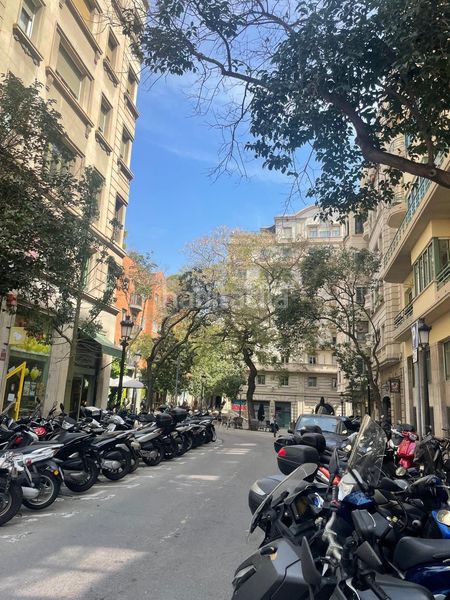 Foto c7123c00-dbd9-4c60-80c6-453d6dd0cf43. Pis amb calefacció a Sant Gervasi - Galvany Barcelona