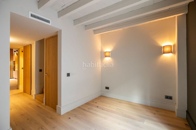 Foto 9eb66c07-7516-49fa-8c25-c3ff355719a4. Duplex con riscaldamento in El Camp d´en Grassot i Gràcia Nova Barcelona