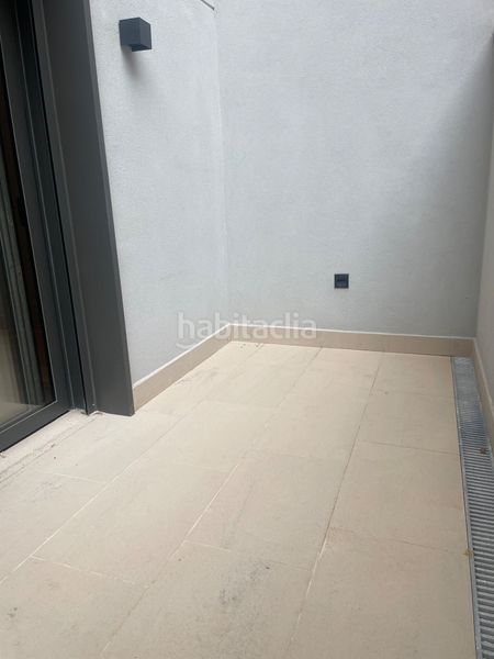 Foto bad0ba1f-bde9-4e0b-a3eb-8723b38196f5. Duplex con riscaldamento in El Camp d´en Grassot i Gràcia Nova Barcelona